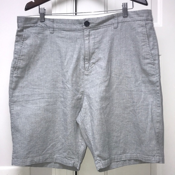 Old Navy Other - Old Navy linen blend shorts. Mens size 38